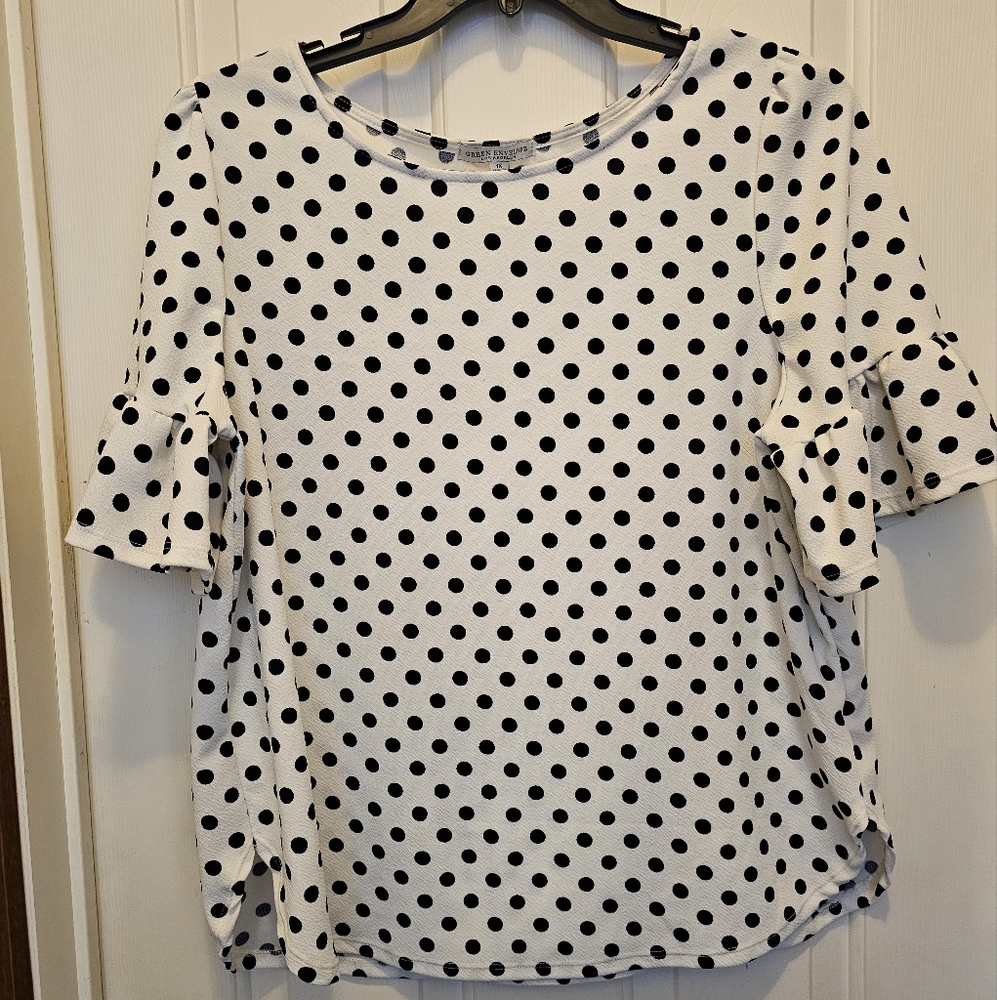 Gently Used Green Envelope Women's Polka Dot Ruffle Sleeve Top - 1X